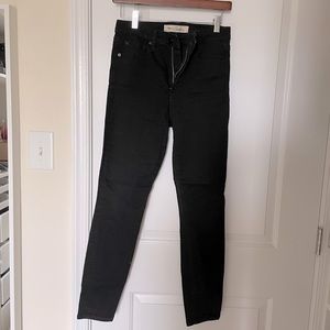 Gap black skinny jeans